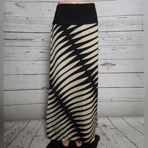 Katherine Barclay Long Maxi Skirt Size 6